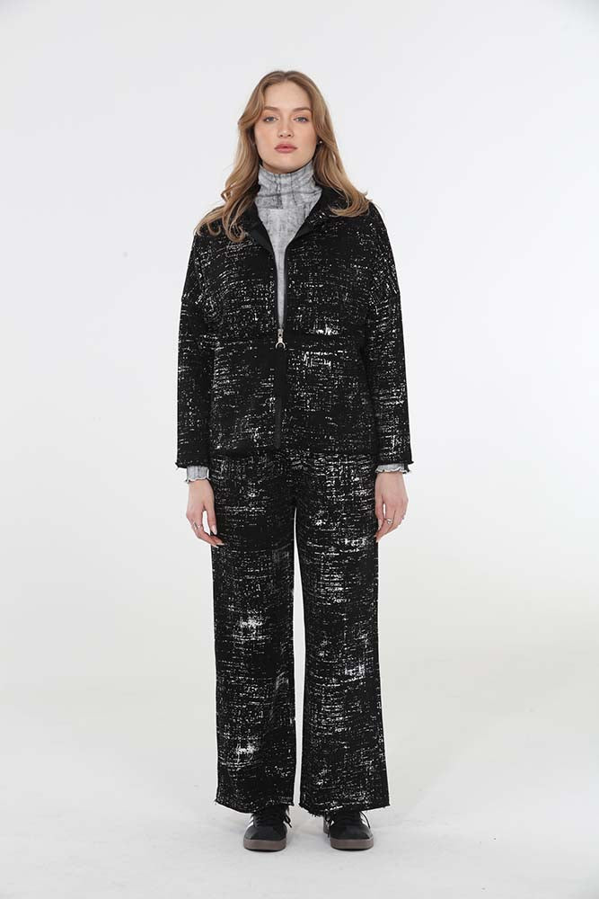 T7104 Terra Black Pants