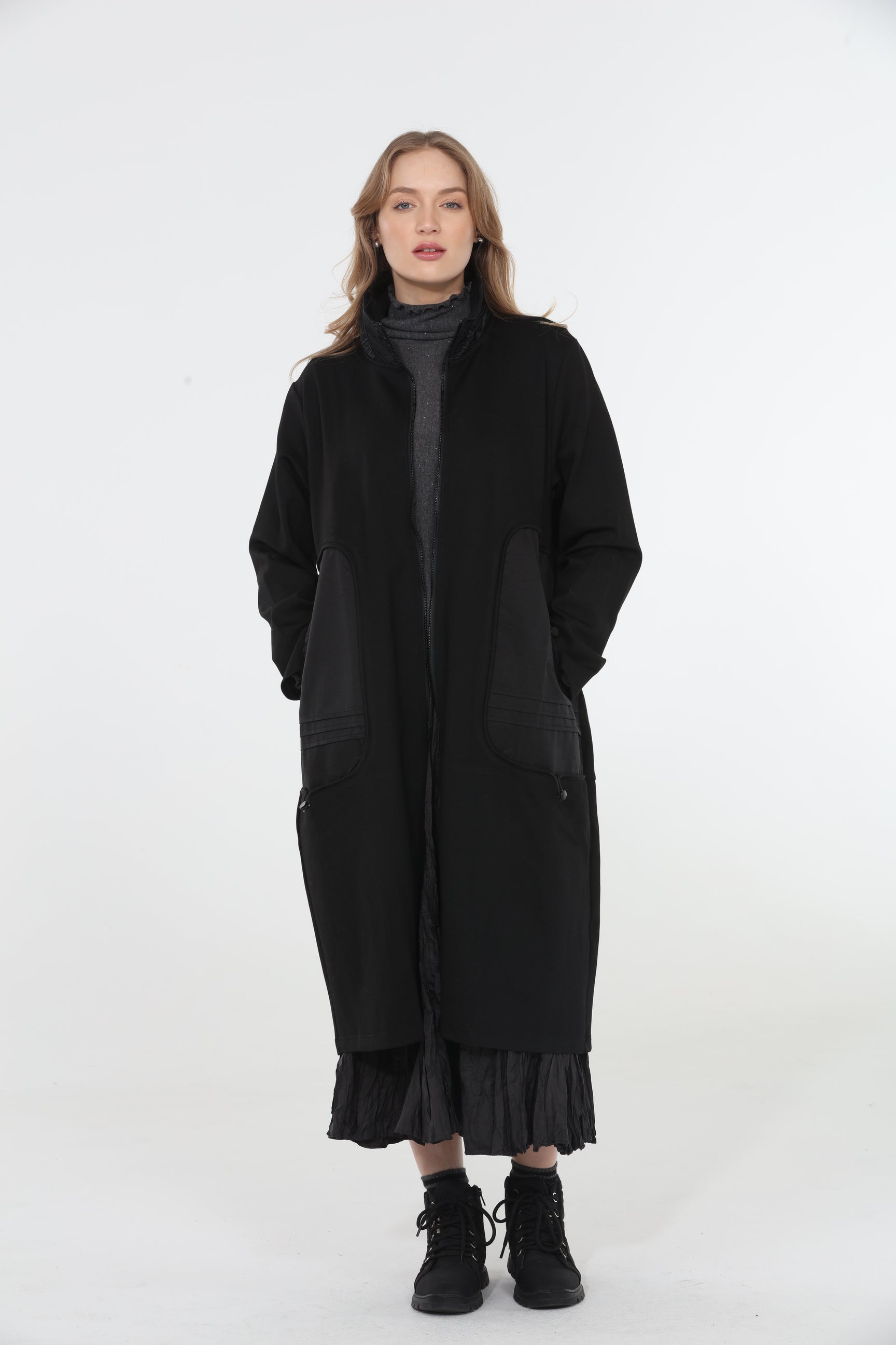 T2100 Terra Coat Black w/pckts