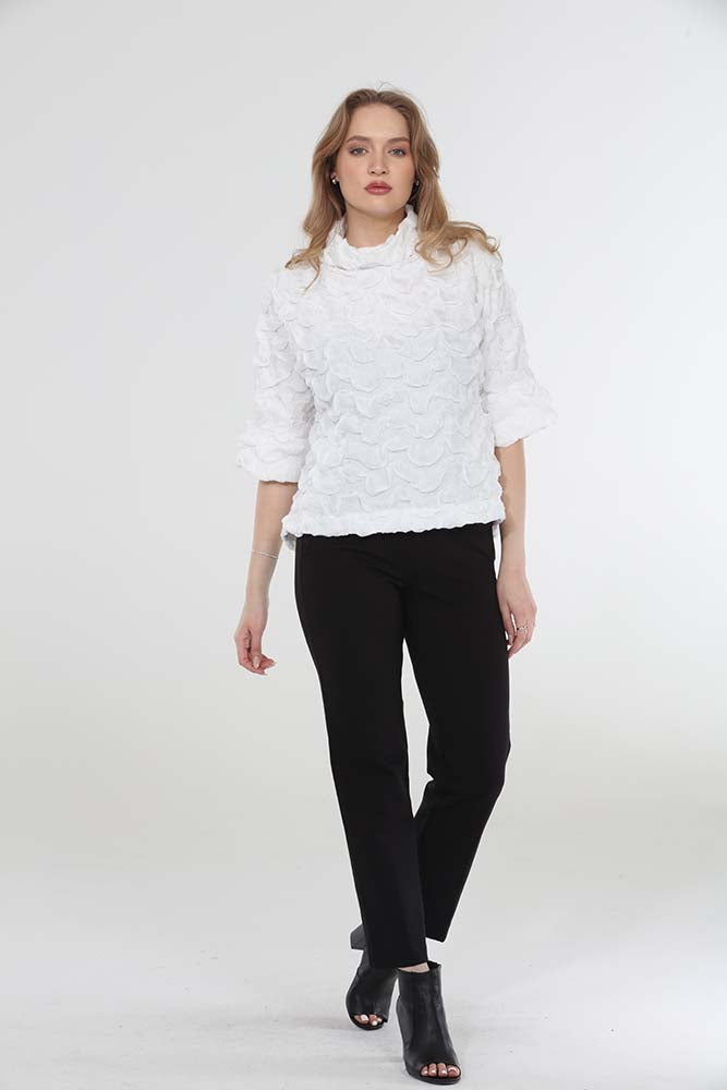 T5582 Terra Black top